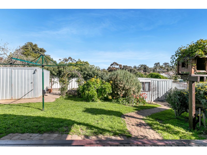 1 Nightingale Crescent, O’halloran Hill SA 5158