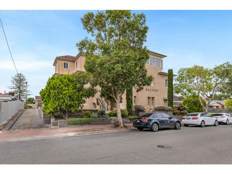 7/8 Giles Avenue, Glenelg SA 5045