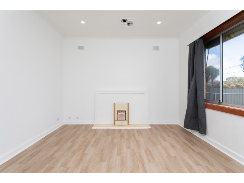 4 Dawn Street, Clarence Gardens SA 5039