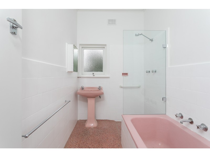 4 Dawn Street, Clarence Gardens SA 5039