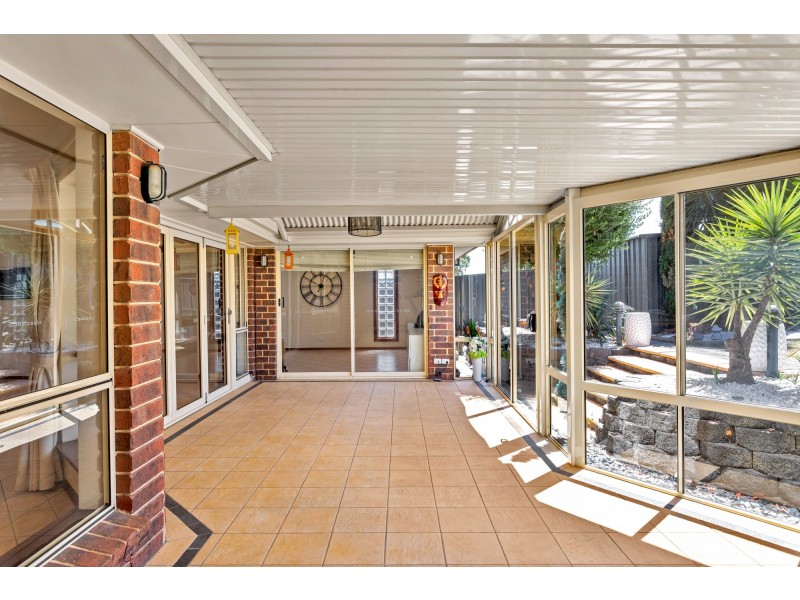 4 Melrose Court, Happy Valley SA 5159