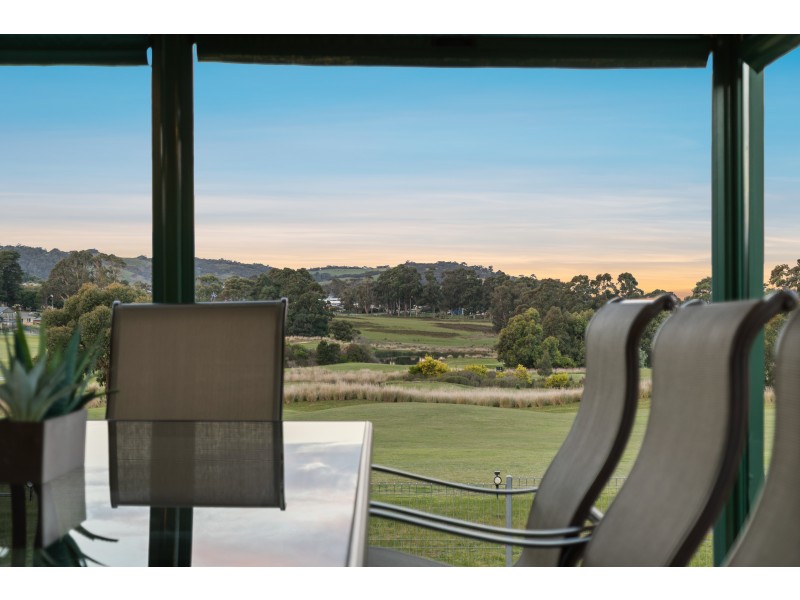 32 George Francis Drive, Mount Compass SA 5210