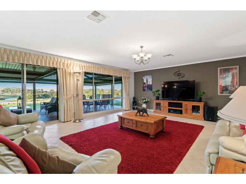 32 George Francis Drive, Mount Compass SA 5210