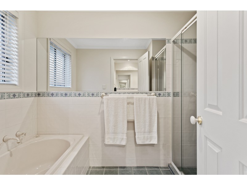 32 George Francis Drive, Mount Compass SA 5210