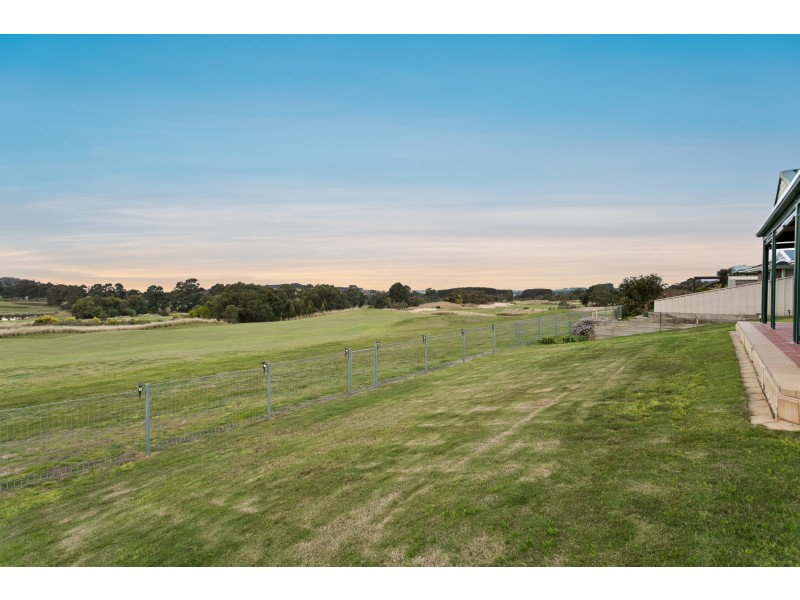 32 George Francis Drive, Mount Compass SA 5210