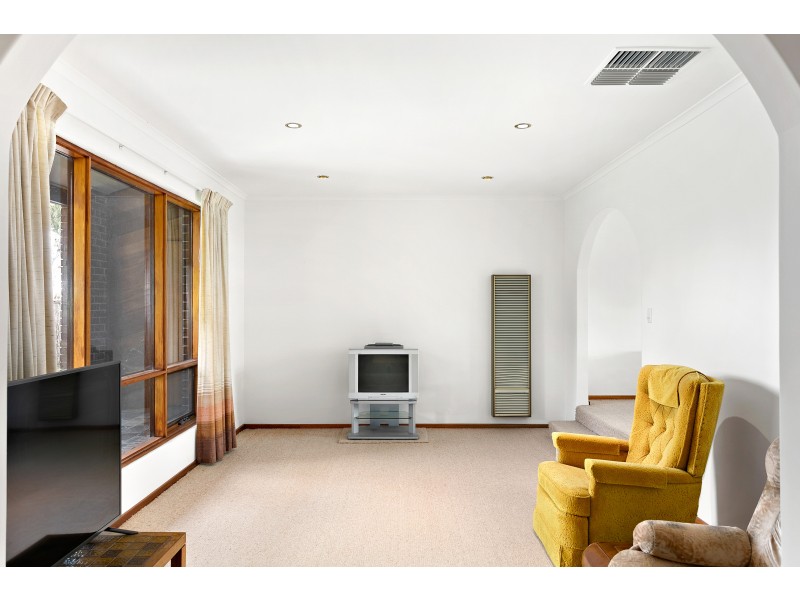 7 Opie Street, Aberfoyle Park SA 5159