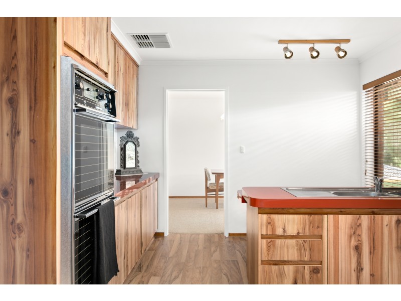 7 Opie Street, Aberfoyle Park SA 5159