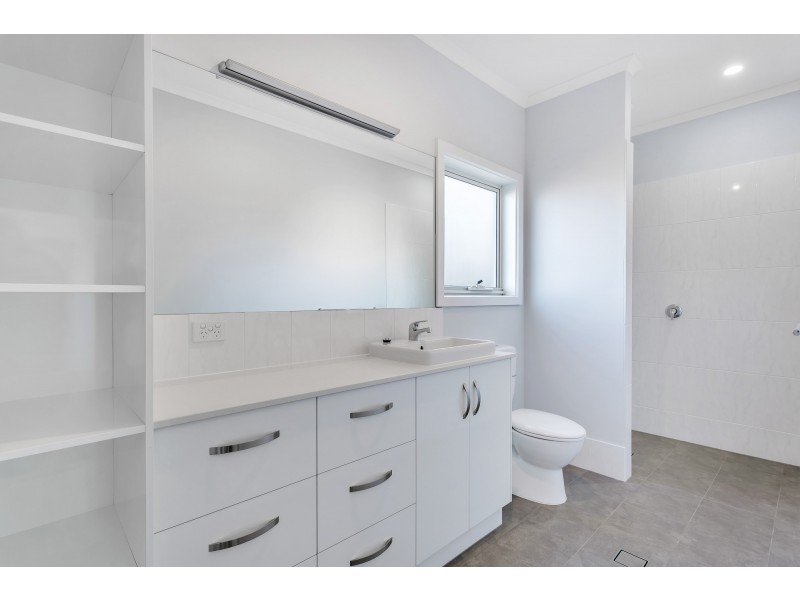 34A Third Avenue, Moana SA 5169