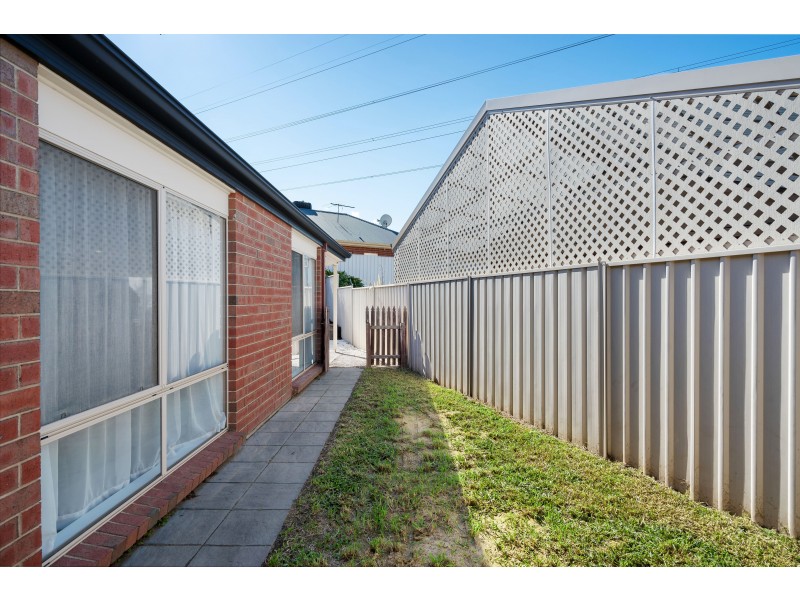 26 Estate Drive, Flagstaff Hill SA 5159