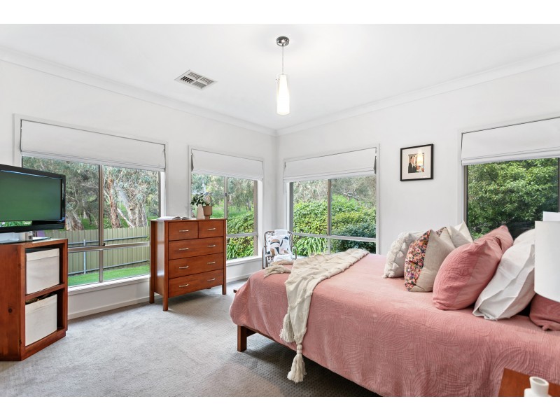 173 Windebanks Road, Aberfoyle Park SA 5159