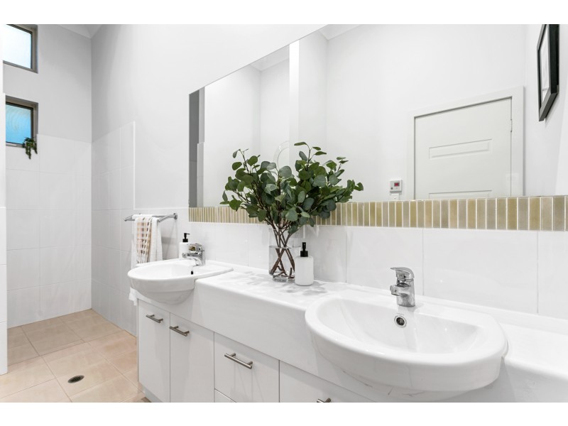 173 Windebanks Road, Aberfoyle Park SA 5159