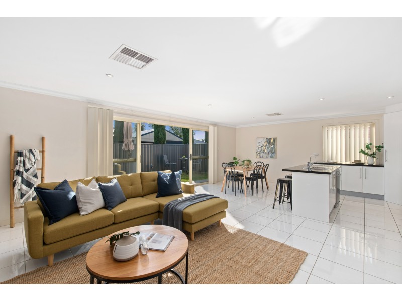 33 Mendota Avenue, Andrews Farm SA 5114