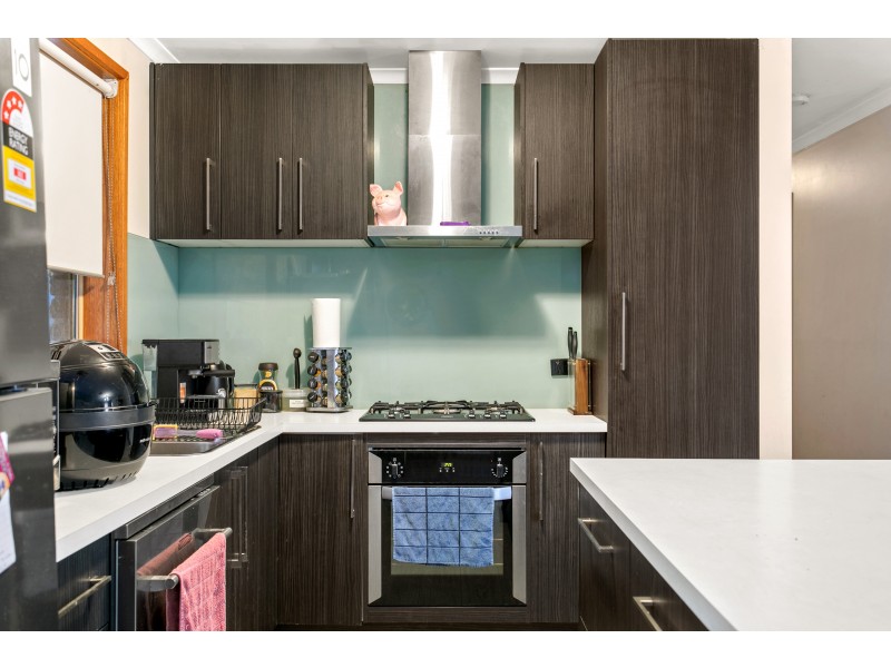 5 St Helens Court, Woodcroft SA 5162