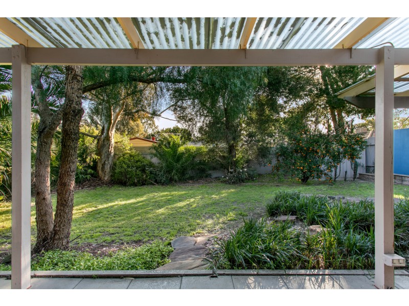 5 St Helens Court, Woodcroft SA 5162