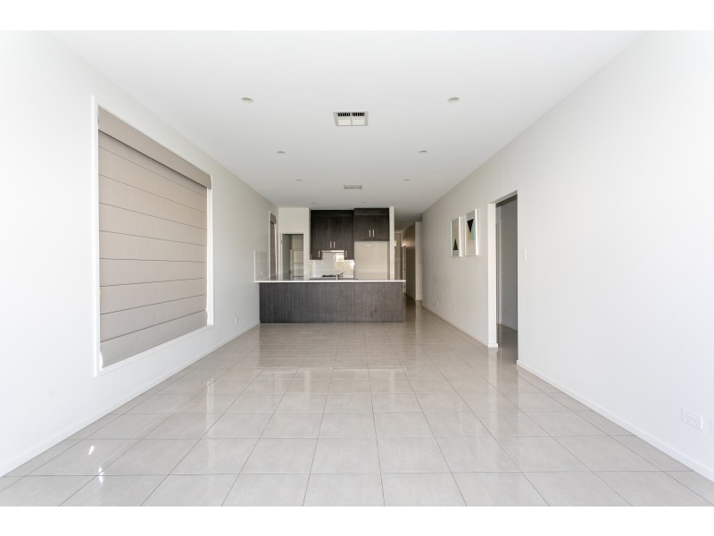 56 Vista Parade, Seaford Heights SA 5169