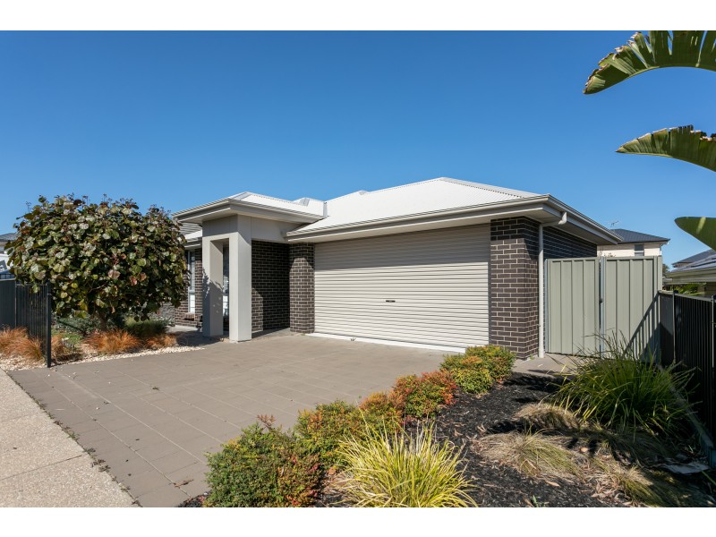 56 Vista Parade, Seaford Heights SA 5169