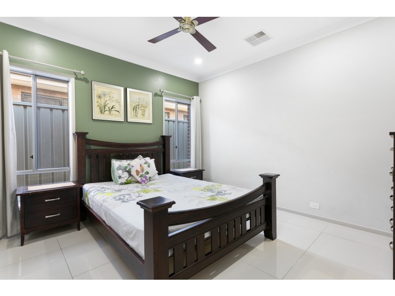 10 Saturn Court, Woodcroft SA 5162