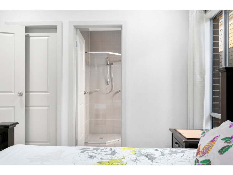 10 Saturn Court, Woodcroft SA 5162