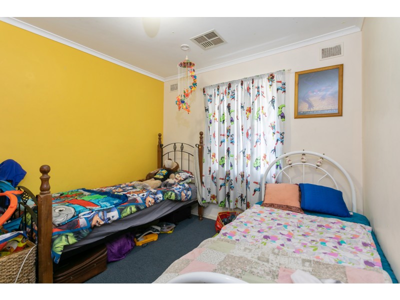 4 Blaise Street, Christie Downs SA 5164