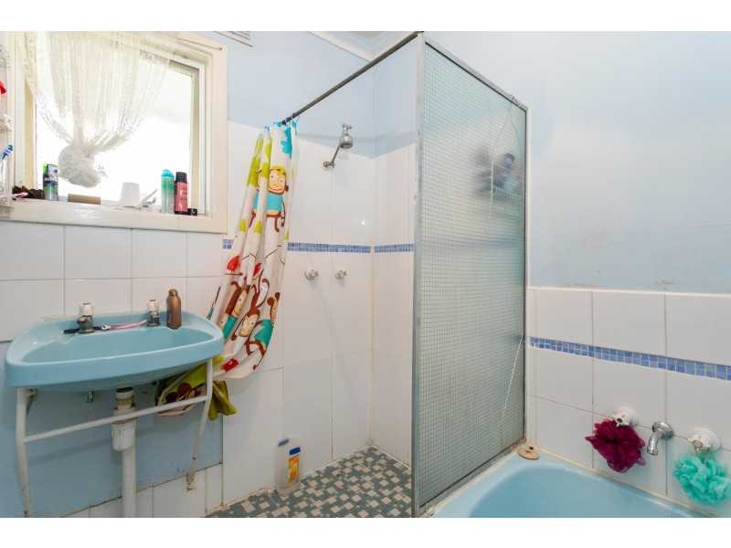 4 Blaise Street, Christie Downs SA 5164