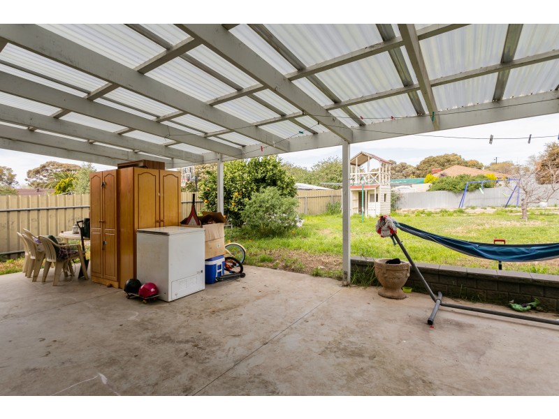 4 Blaise Street, Christie Downs SA 5164