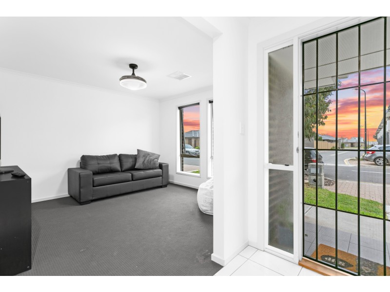 38 Cook Street, Seaford Meadows SA 5169