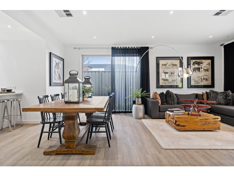 44 Vista Parade, Seaford Heights SA 5169