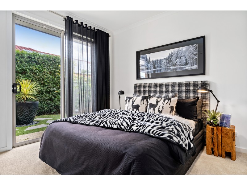 44 Vista Parade, Seaford Heights SA 5169
