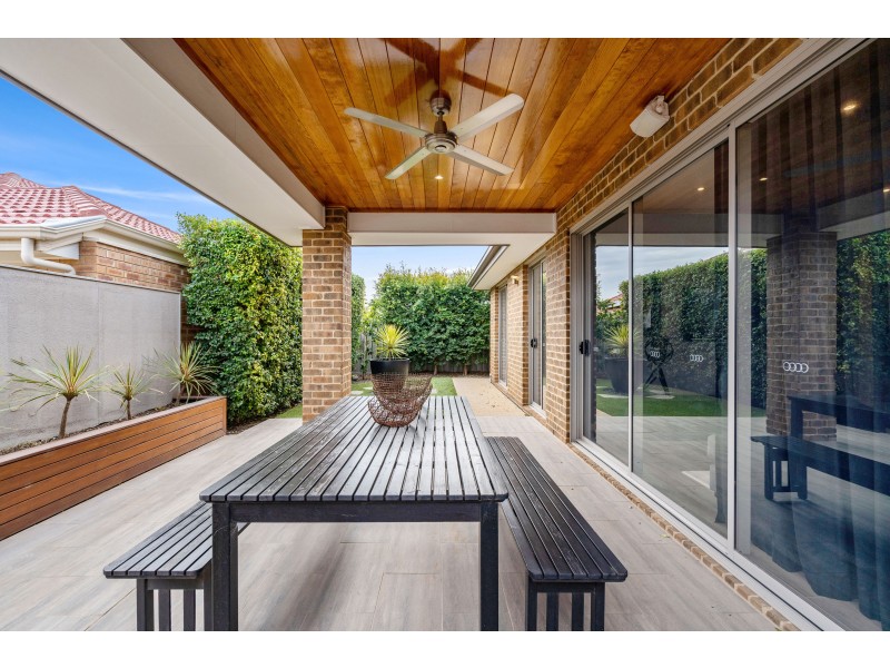 44 Vista Parade, Seaford Heights SA 5169