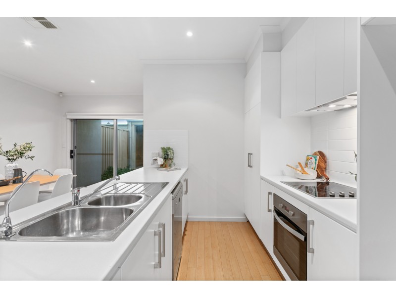 18 Orca Court, Seaford Meadows SA 5169