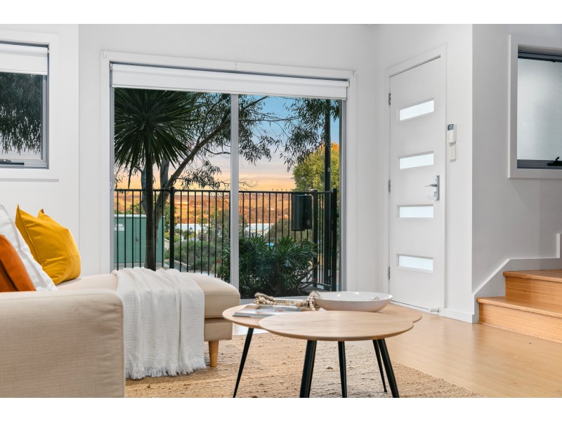 18 Orca Court, Seaford Meadows SA 5169