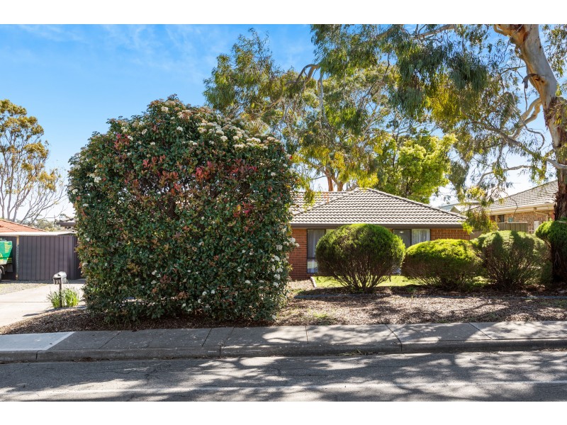 21 Sherebrooke Boulevard, Woodcroft SA 5162