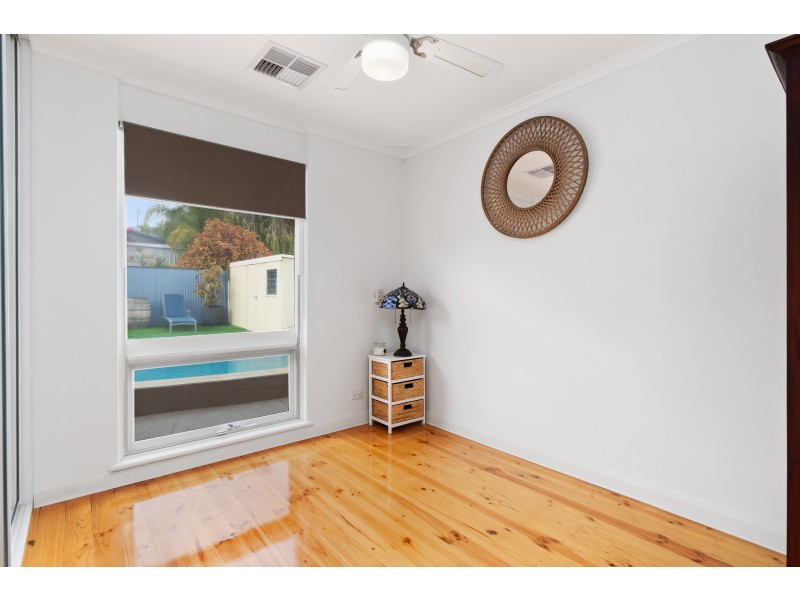 18 Graham Road, Darlington SA 5047