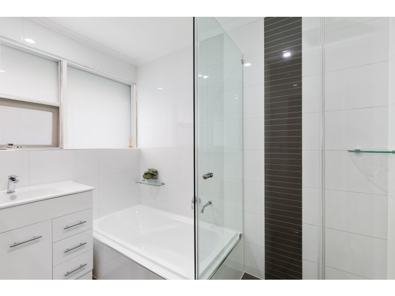 18 Graham Road, Darlington SA 5047