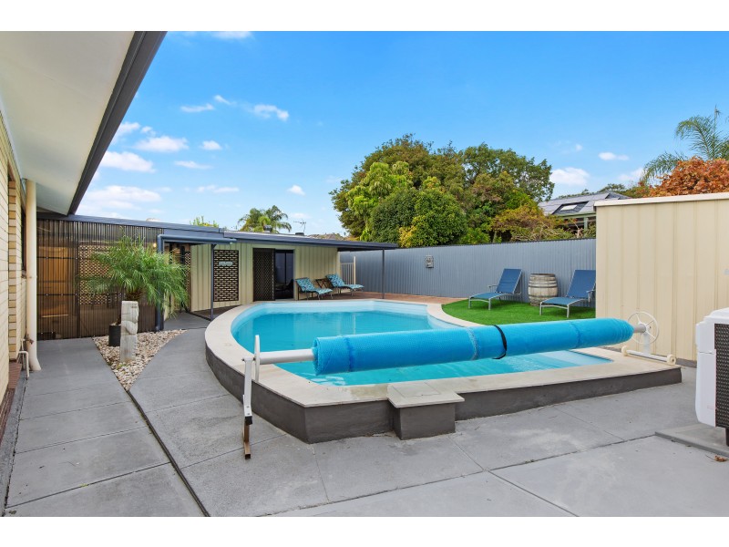 18 Graham Road, Darlington SA 5047