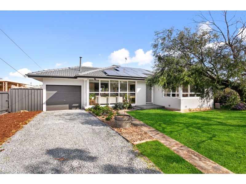8 Wahratta Avenue, Morphett Vale SA 5162