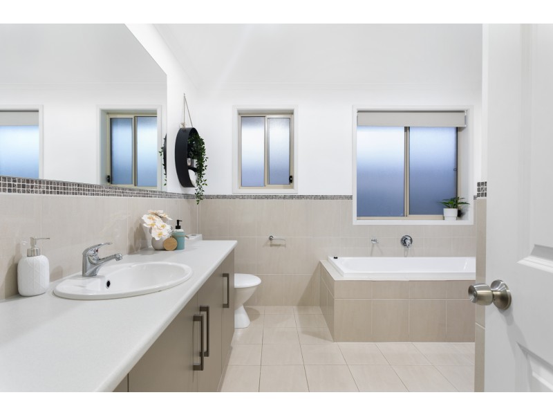 21 Beachport Road, Seaford Rise SA 5169