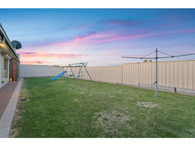 21 Beachport Road, Seaford Rise SA 5169