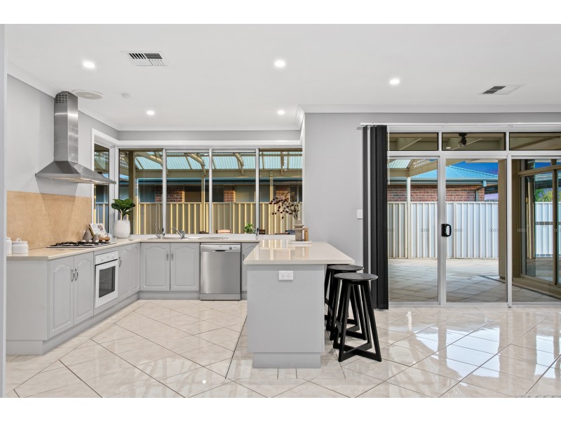 4 Horizon Avenue, Seaford Rise SA 5169