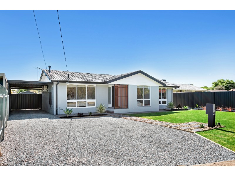 16 Beacon Crescent, Seaford SA 5169