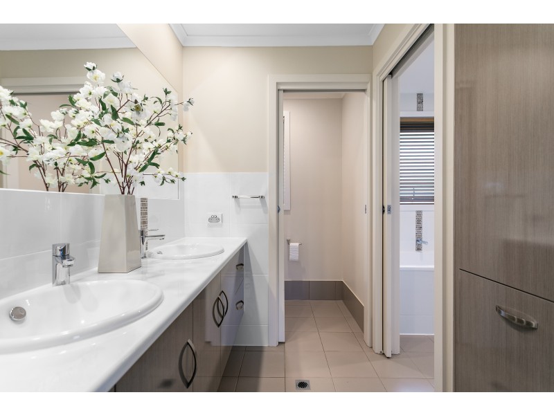 76 Second Avenue, Moana SA 5169