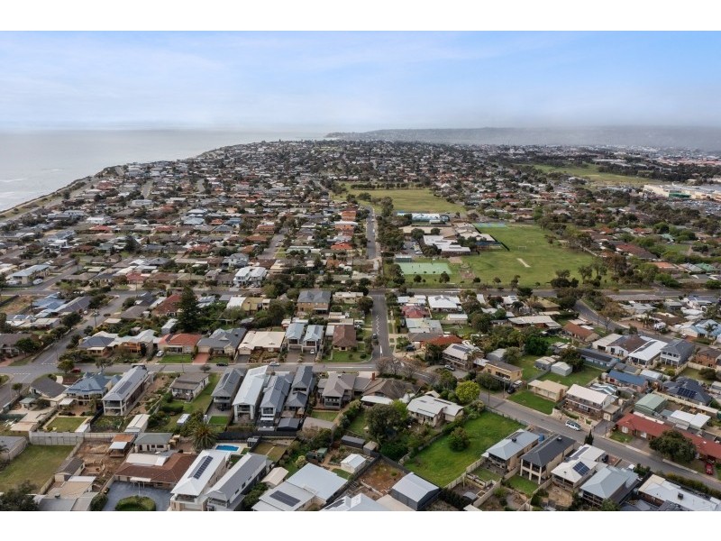 76 Second Avenue, Moana SA 5169