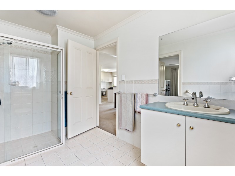 10/164 Hub Drive, Aberfoyle Park SA 5159