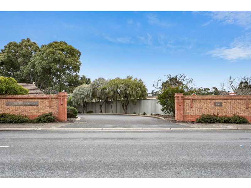 10/164 Hub Drive, Aberfoyle Park SA 5159