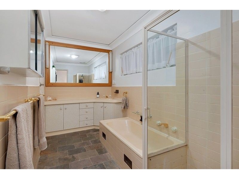 15 Albion Street, Ridgehaven SA 5097