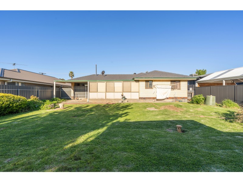 45 Trim Crescent, Old Noarlunga SA 5168