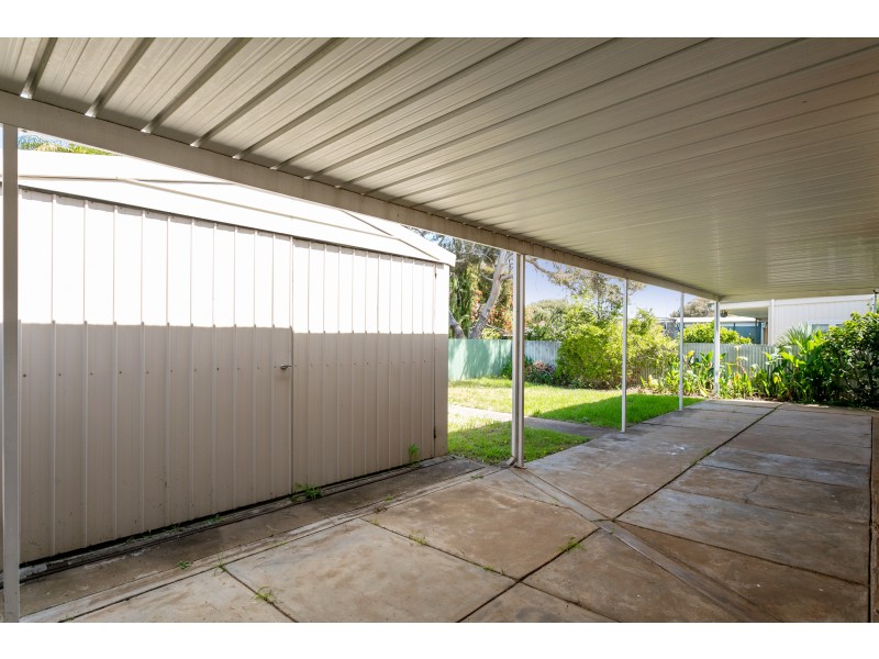 5 CHAMBERLAIN AVENUE, Clarence Gardens SA 5039
