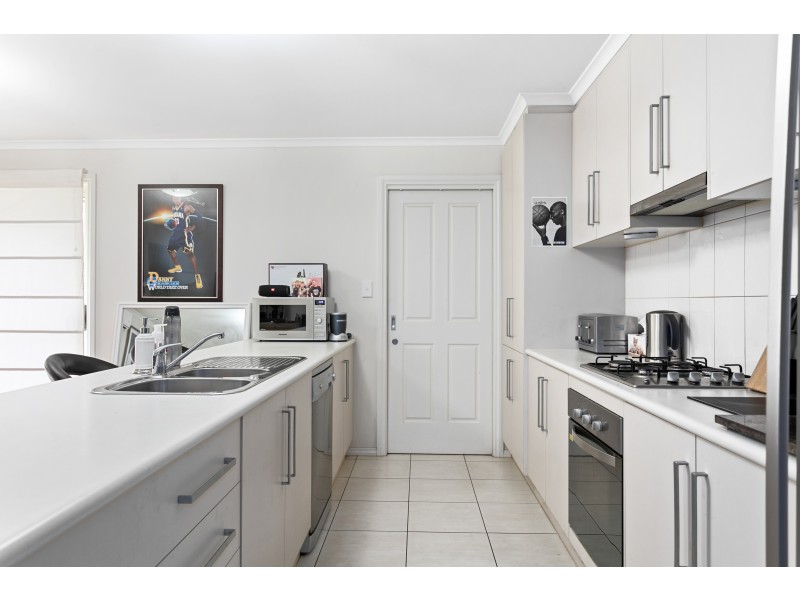 2/198 Black Road, Aberfoyle Park SA 5159