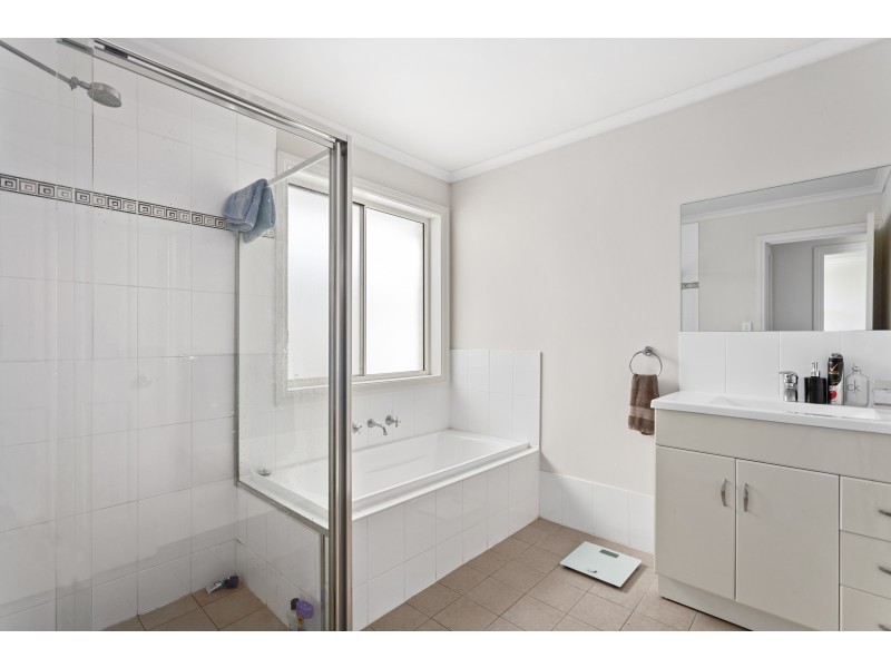 2/198 Black Road, Aberfoyle Park SA 5159