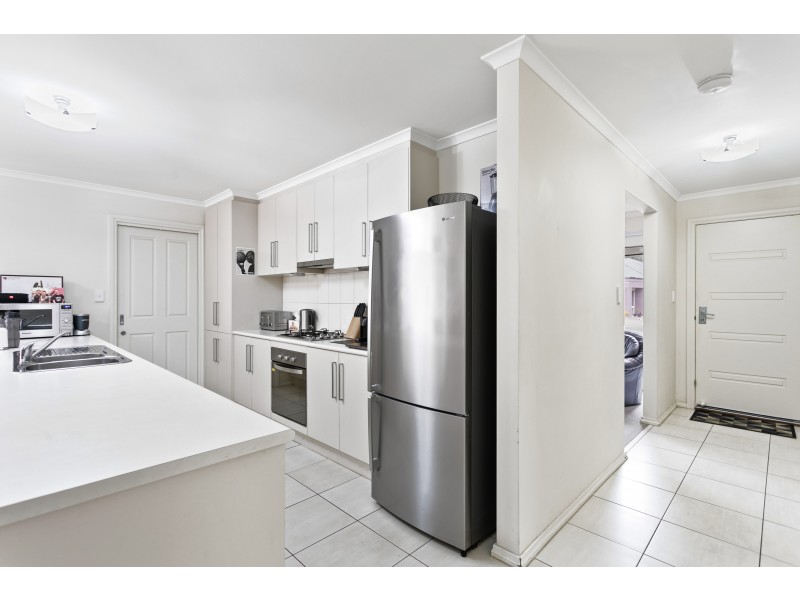 2/198 Black Road, Aberfoyle Park SA 5159